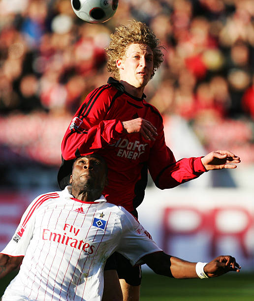 首当其冲的 首当其冲的