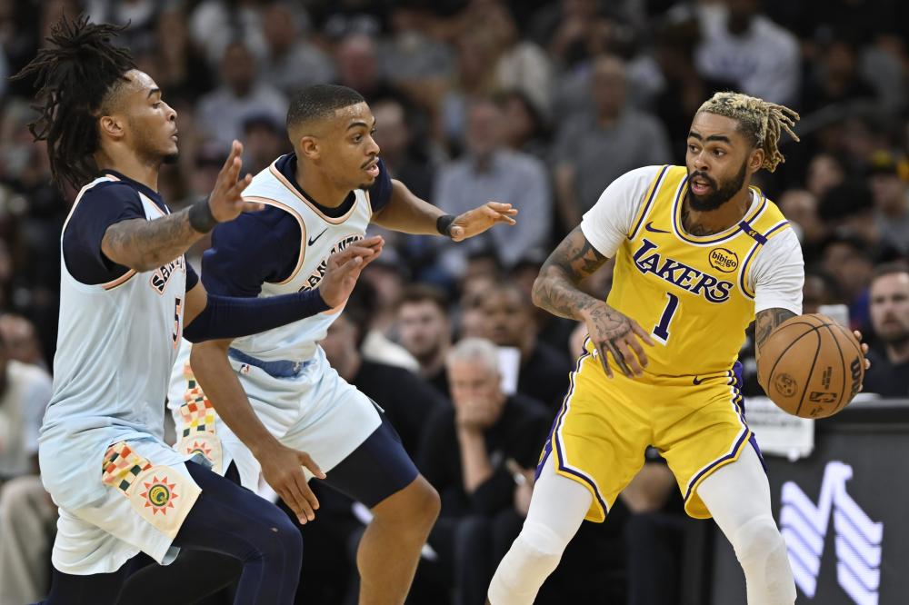 他会定期更 他会定期更