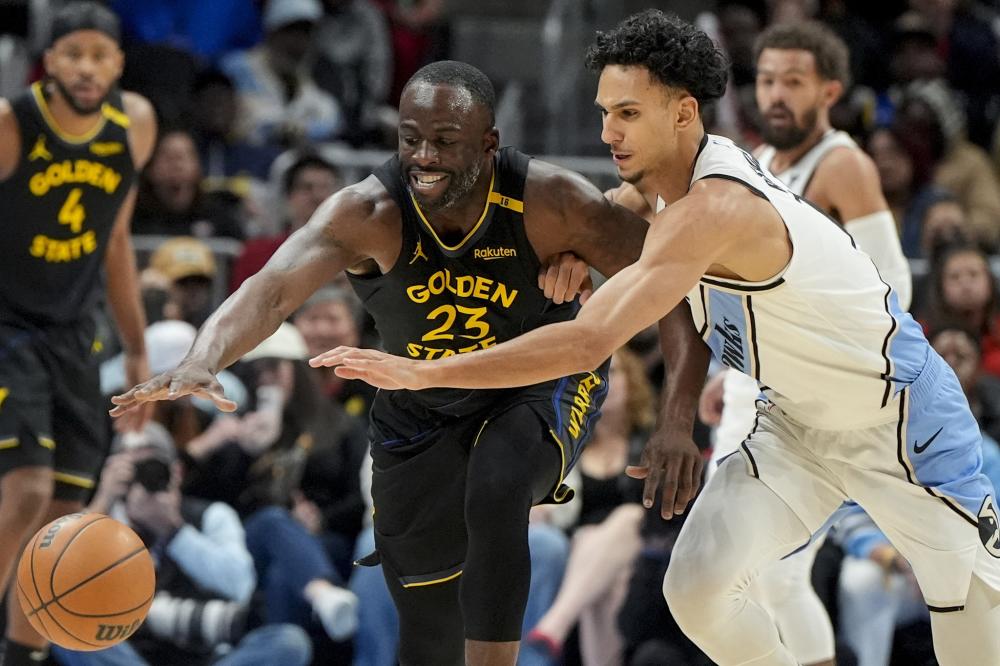 赛场水花飞 赛场水花飞